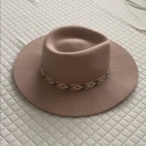 Lucky Brand hat